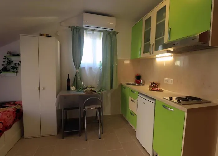 Apartament Clementina Sunrise-studio With Balcony