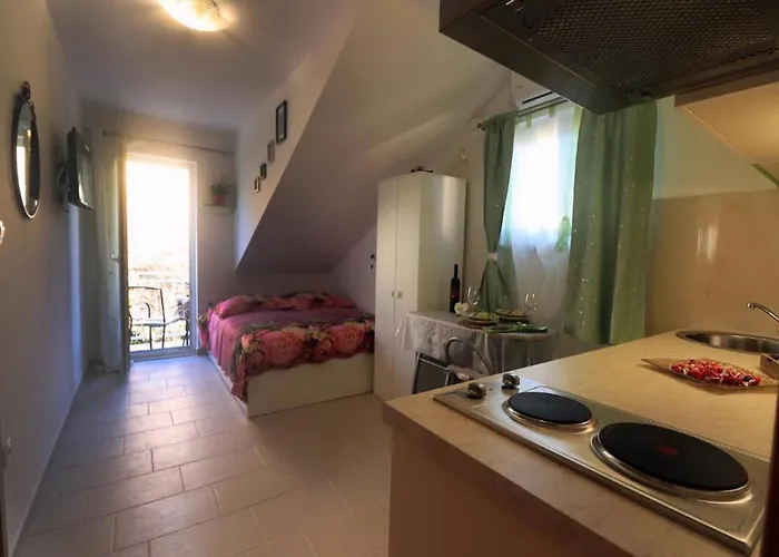 Clementina Sunrise-studio With Balcony Apartament Orebić